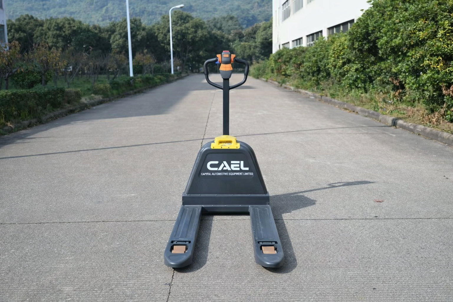 CAEL EPJ-4400 Full Electric Pallet Jack – 4400 lbs
